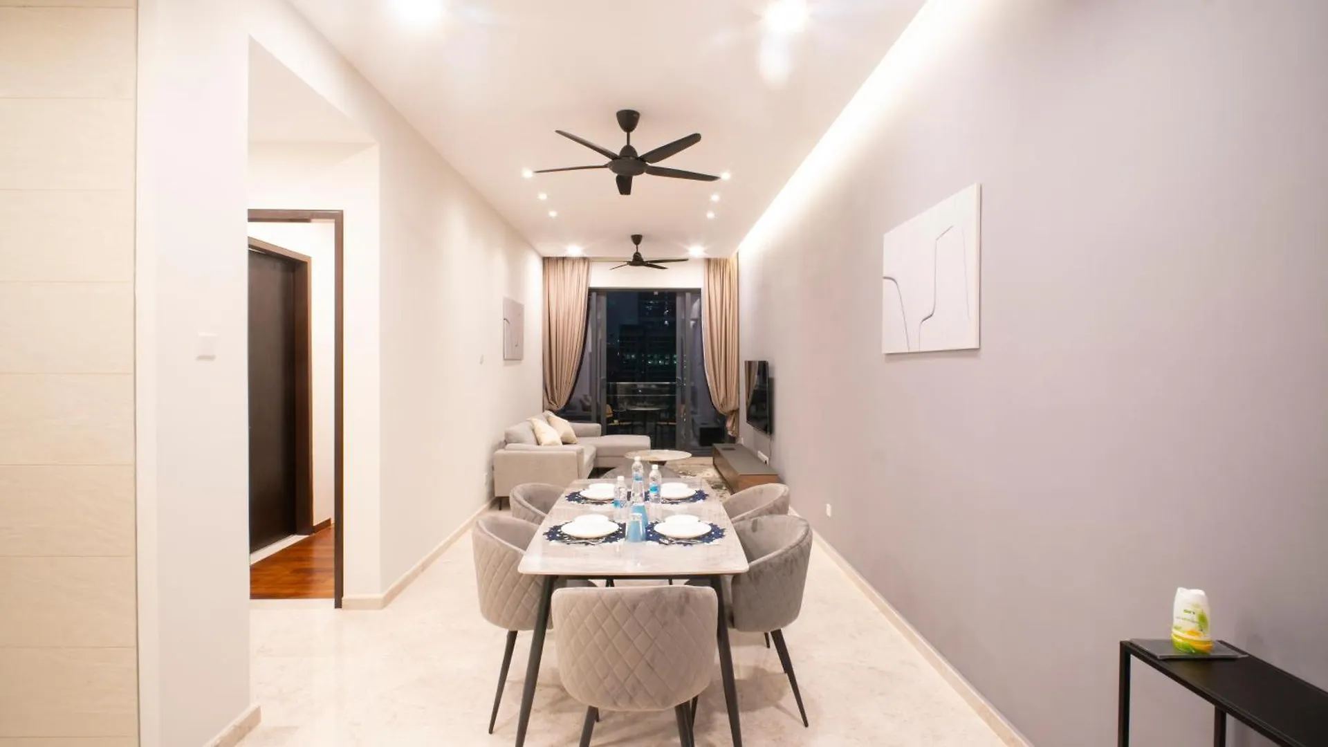 דירה קואלה לומפור The Manor Suites Klcc By Moonway