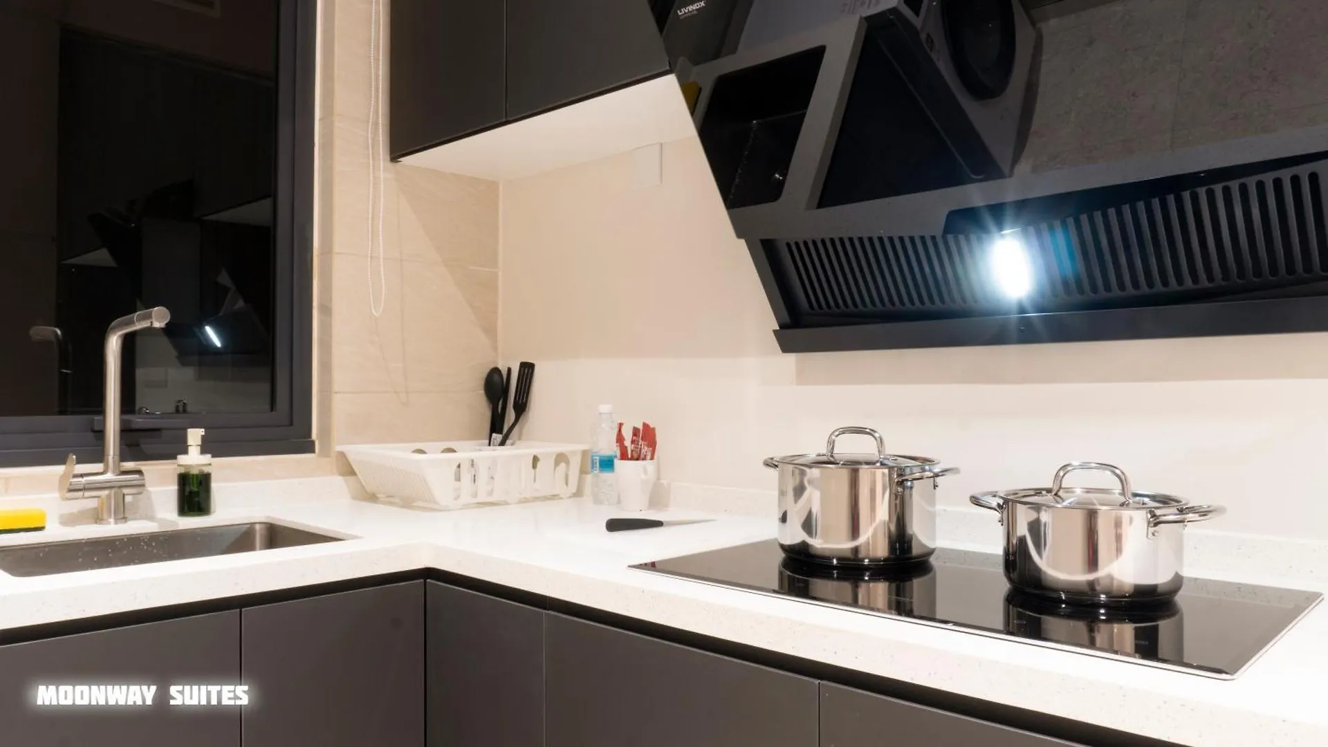 Apartment Moonway Luxury Suites At The Manor Residence Klcc